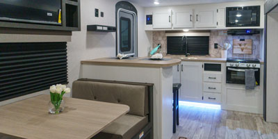 2025 Venture RV Sienna SA231VRK Travel Trailer Kitchen