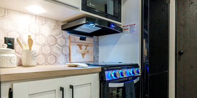 2025 Venture RV Sienna SA293VIK Travel Trailer Kitchen Angle